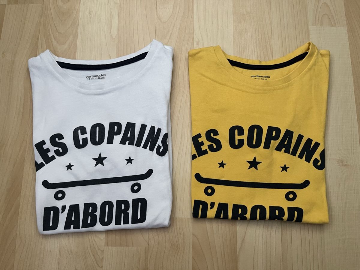 Vertbaudet Chemises, T-shirts & Polos: 2x T-Shirts Motiv Print  – D'occasion à Emmenbrücke par vic_nx9v 1