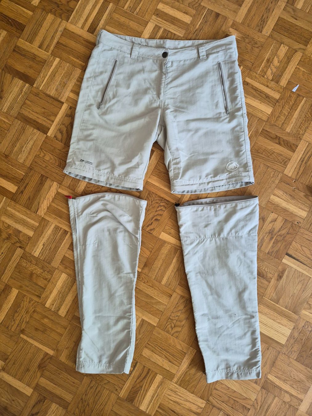 Mammut Pantaloni: Mammut Zip-Off Wanderhose Gr. 20 / F42 – Usato da Winterthur venduto da EH47