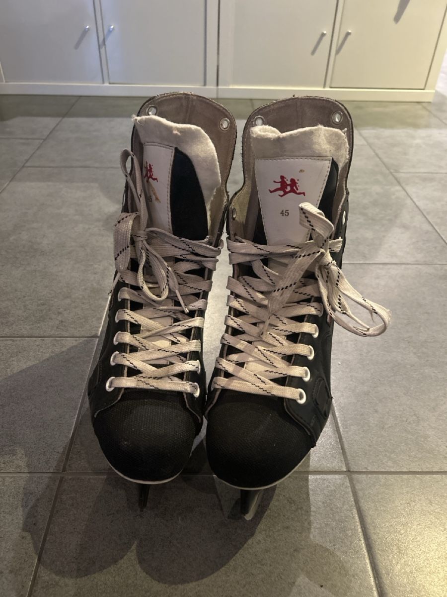 Pattini da ghiaccio: Schlittschuhe Adventure Pro, Grösse 46 – Usato da Mühledorf SO venduto da Dania77