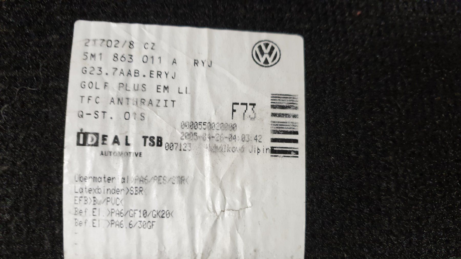 Tappeti & Tappetini: VW Golf Plus Fussmatten schwarz hinten – Usato da Basel venduto da Ringe1 1