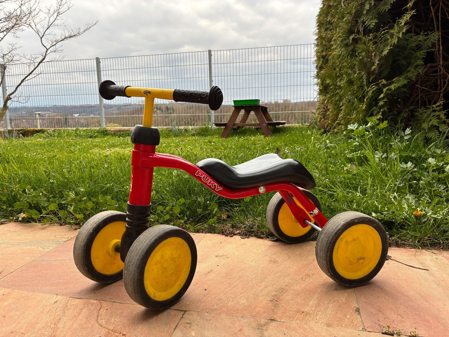 Puky Veicoli per bambini: Puky, Vierrad / Laufrad – Usato da Eggenwil venduto da mic_b5l2