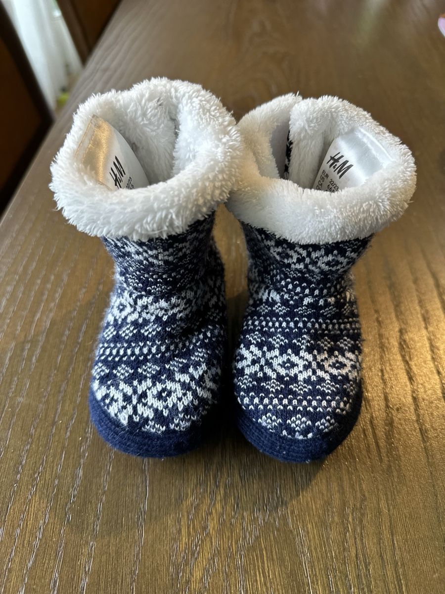 H&M Scarpe per ragazzi: Baby Winterschuhe Gr 22 – Usato da Kloten venduto da gab_jl5l