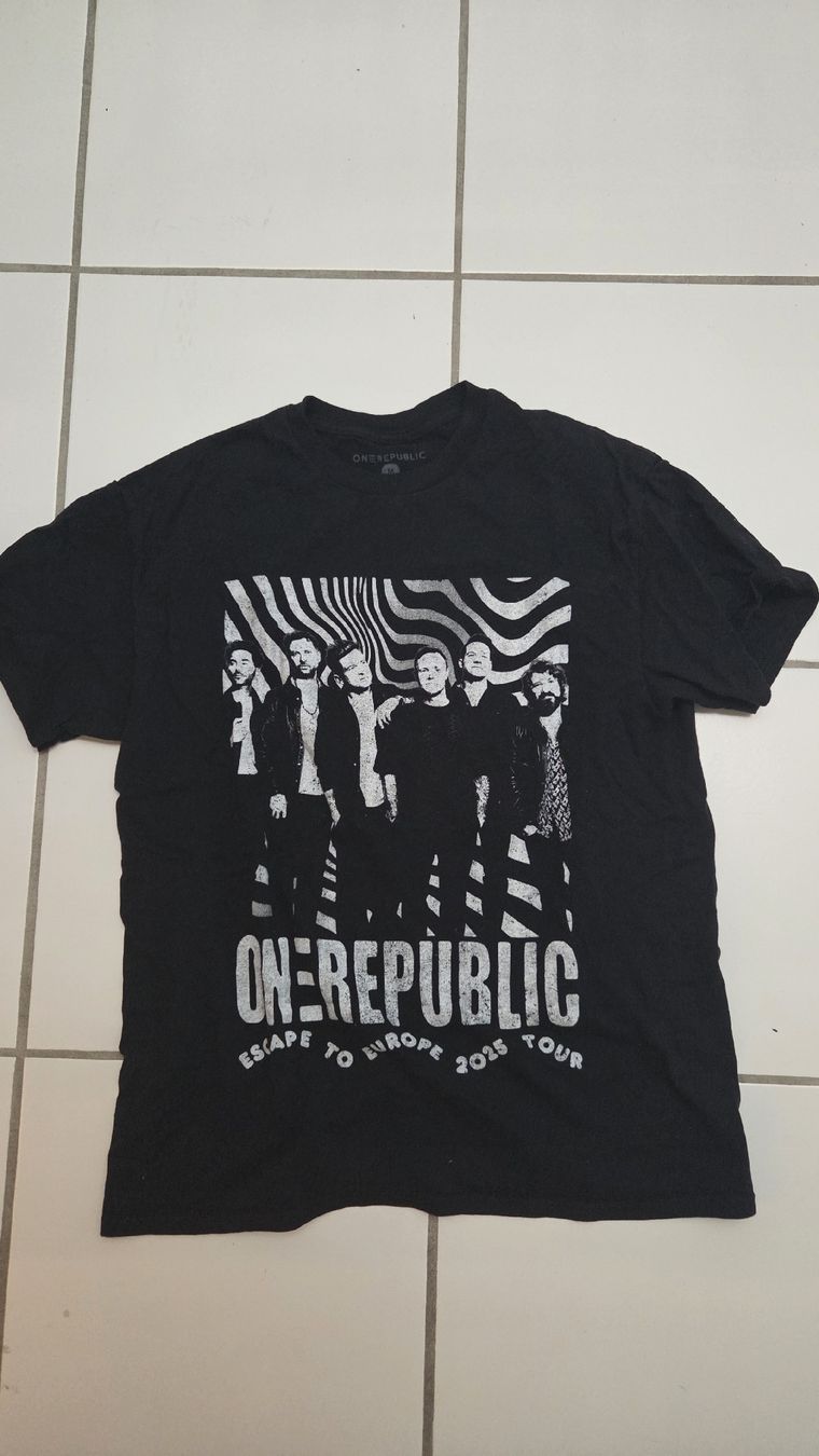 T-shirt: T-Shirt OneRepublic – Usato da Unterkulm venduto da Manubasso
