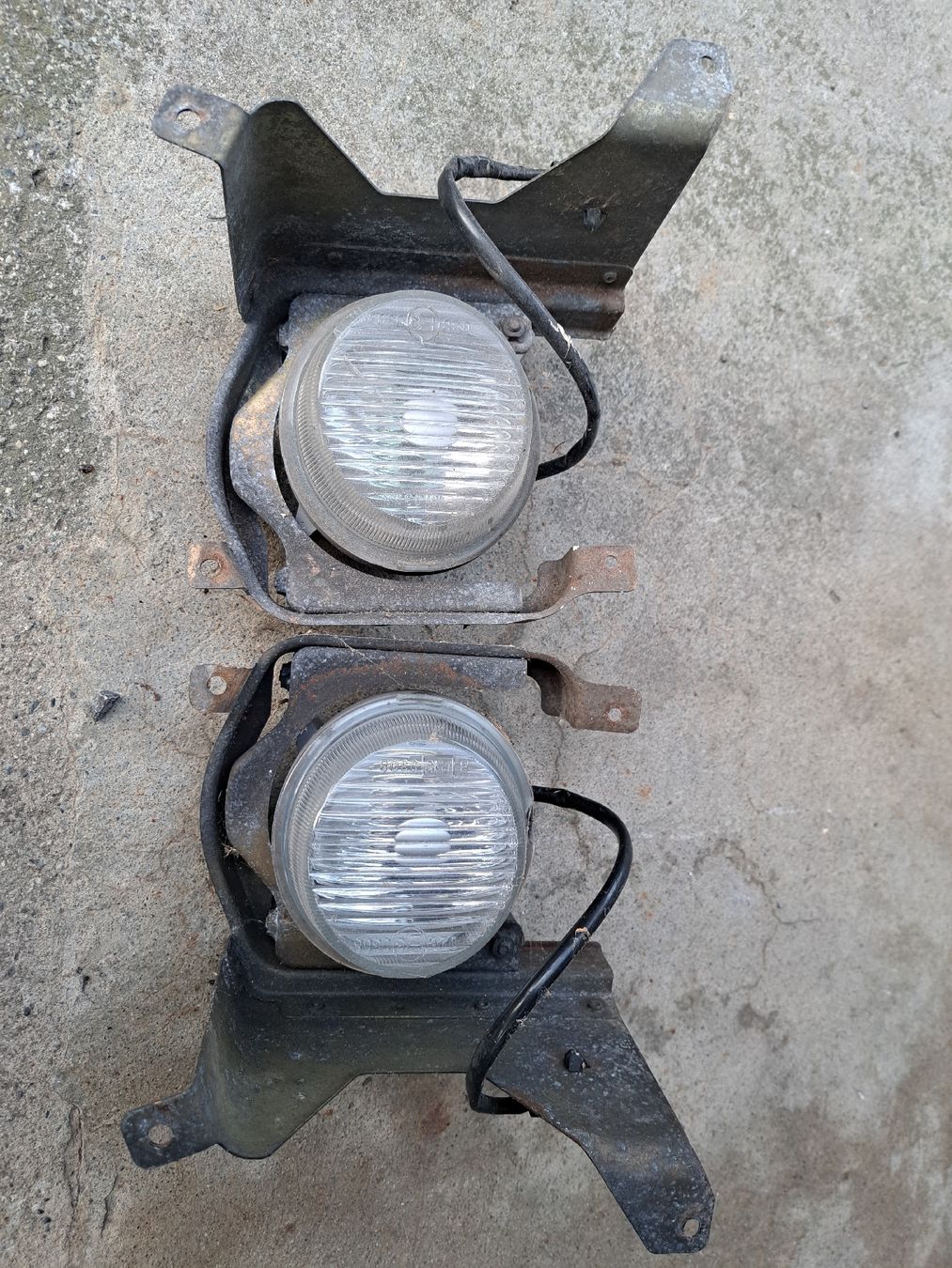 Mitsubishi Fari: Phares antibrouillard Mitsubishi colt 2 – Usato da Brent venduto da fab_8vkw
