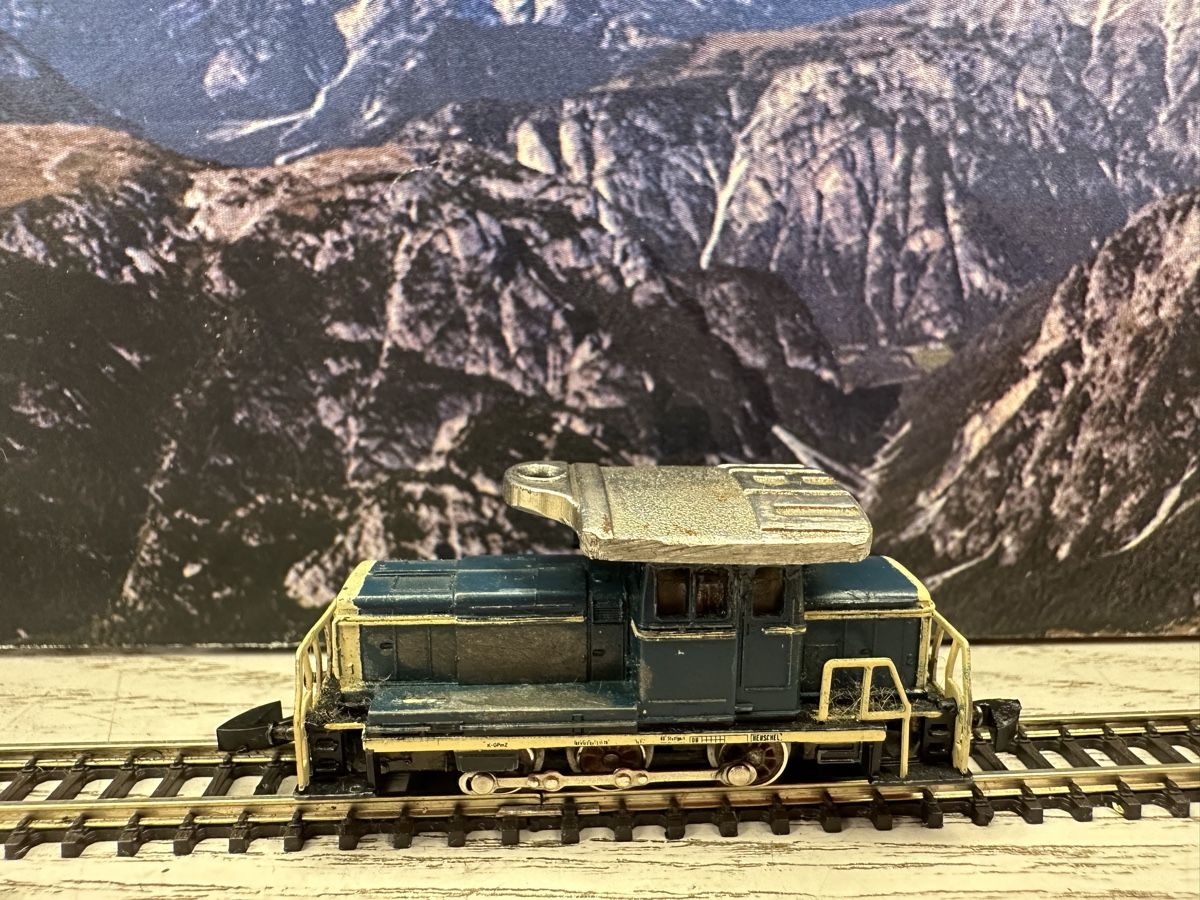 Märklin Modellini di ferrovie: Märklin 8804 DB BR 260 – Usato da Lupsingen venduto da New-Haven 1
