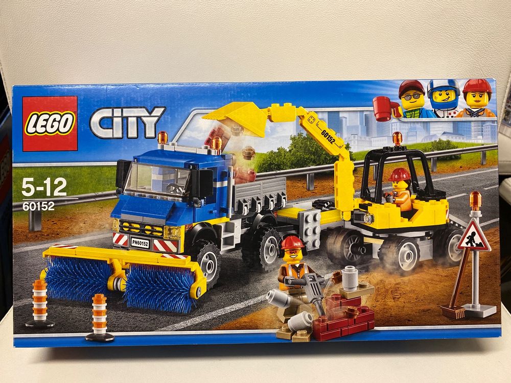 Lego city sweeper & excavator best sale 60152