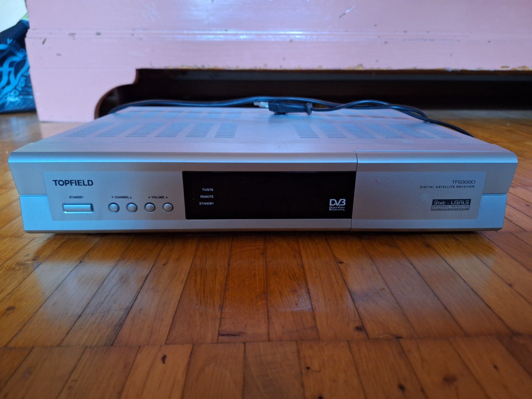 Topfield Ricevitori: Topfield TF5000D Digitaler Satelliten-Receiver, Silber – Usato da Herznach venduto da TheHoBo