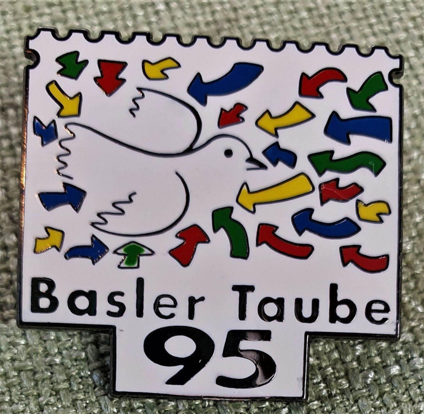 Alle Briefmarken: A391 - Pin Briefmarke Basler Taube 1995 – Gebraucht aus Reinach BL von Boston-Verkauf