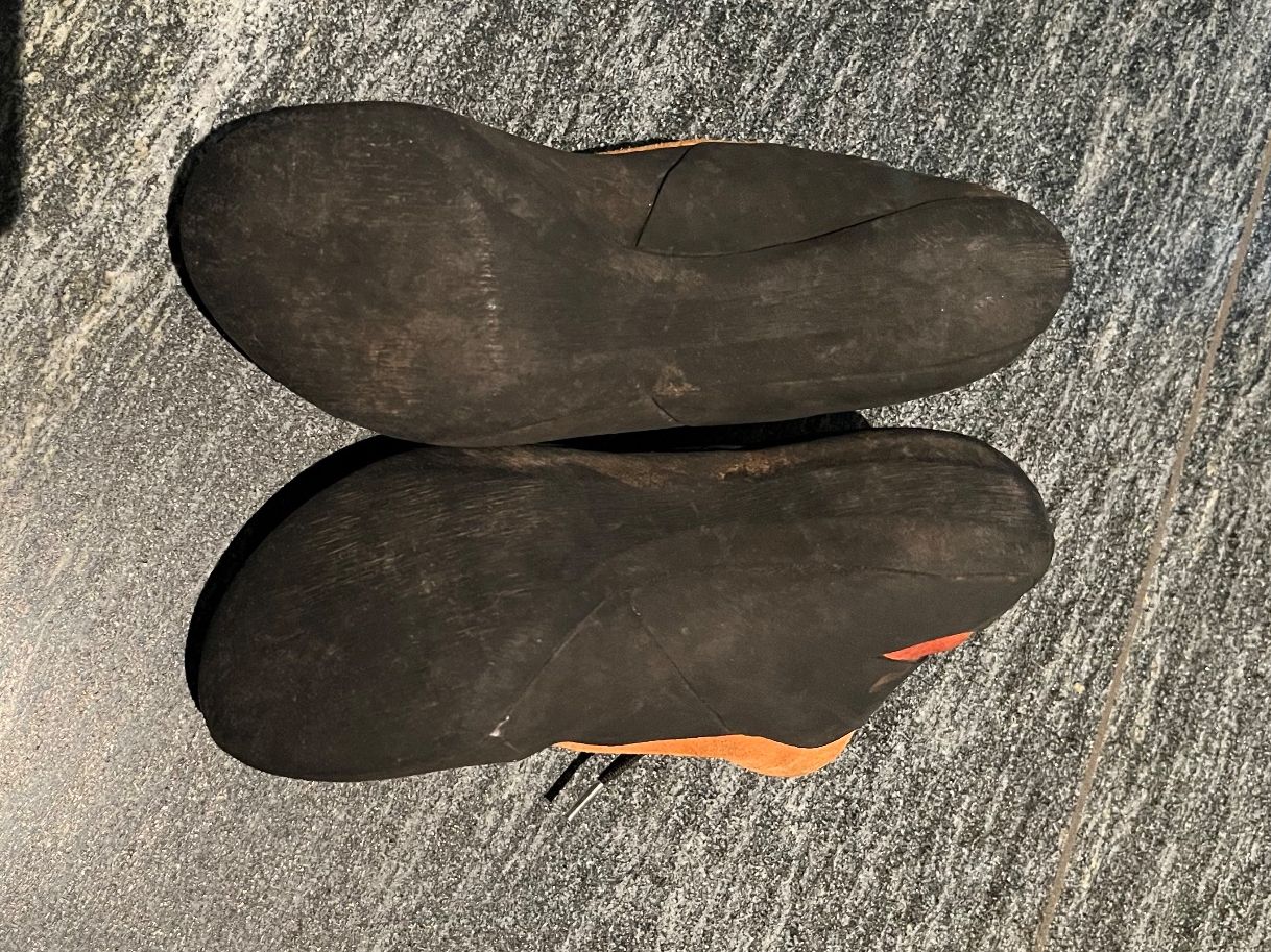 Chaussures hommes: Kletterschuhe Gr. 35 – D'occasion à Affoltern am Albis par corkel 1