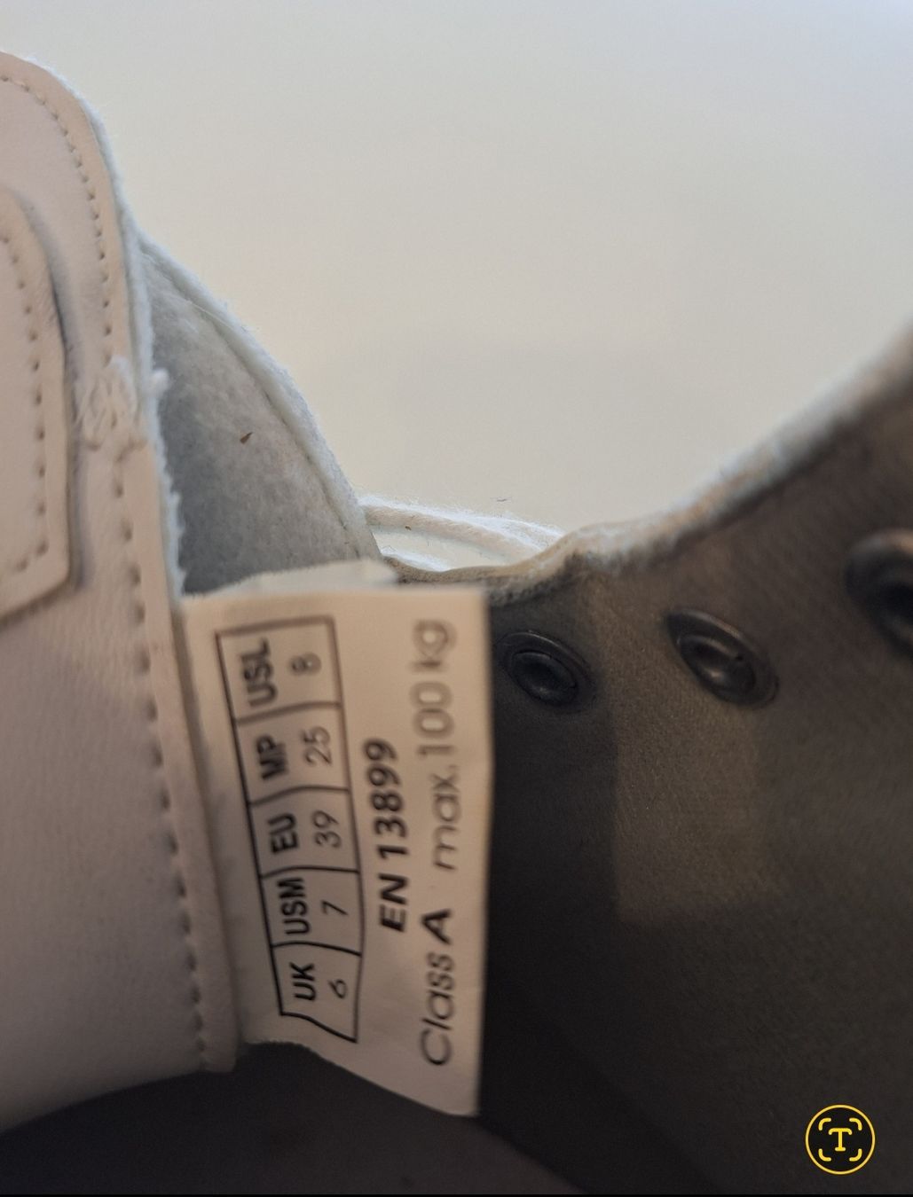 Fila Patins à roul. & inline: Fila Rollschuh weiss Damengrösse 39 – D'occasion à Horw par lee_mml6 3