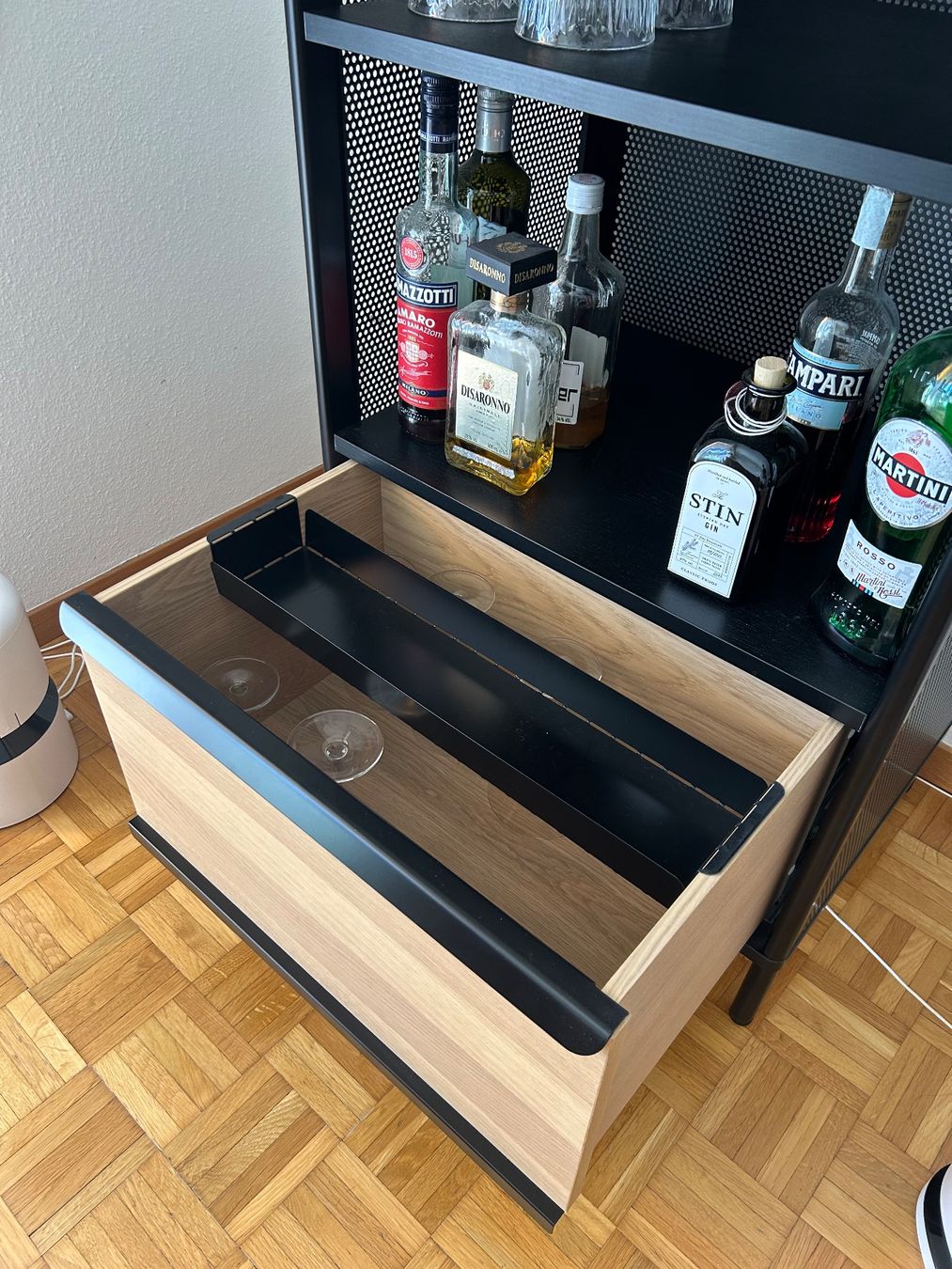 Ikea Étagères: IKEA Regal Bekant – D'occasion à Zürich par big_6lbf 2