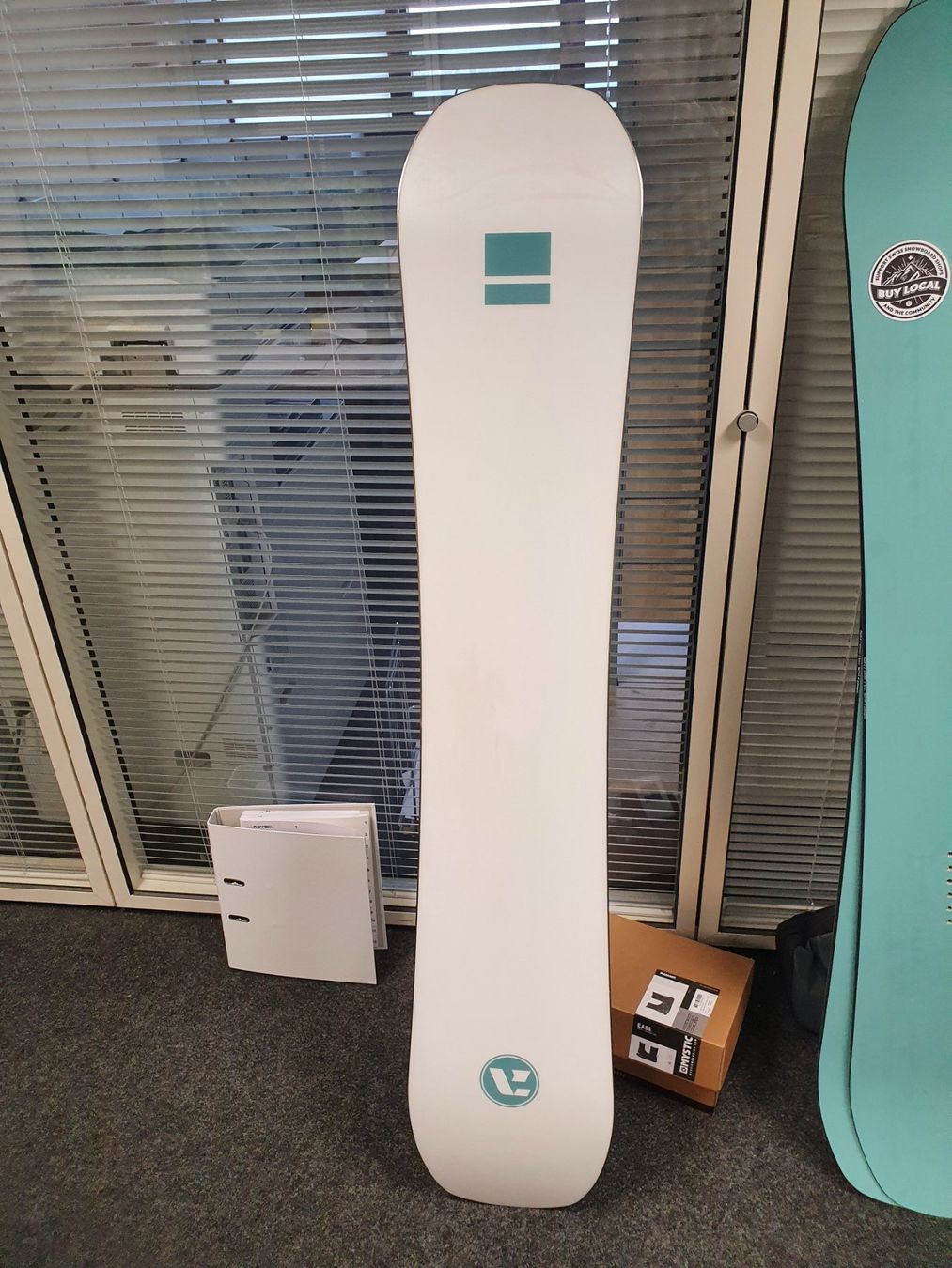 Board: Snowboard Amplid Memory Stick 153x24.5 – Usato da Ebikon venduto da Surfside-GmbH 1