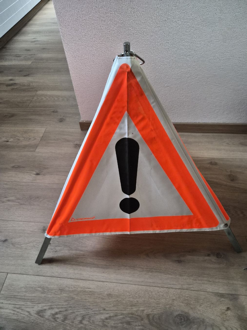 Triopan Schilder: Panneau de signalisation triangle, TRIORAN, usagé 2 pièces  – Gebraucht aus La Joux FR von car_ck96 4