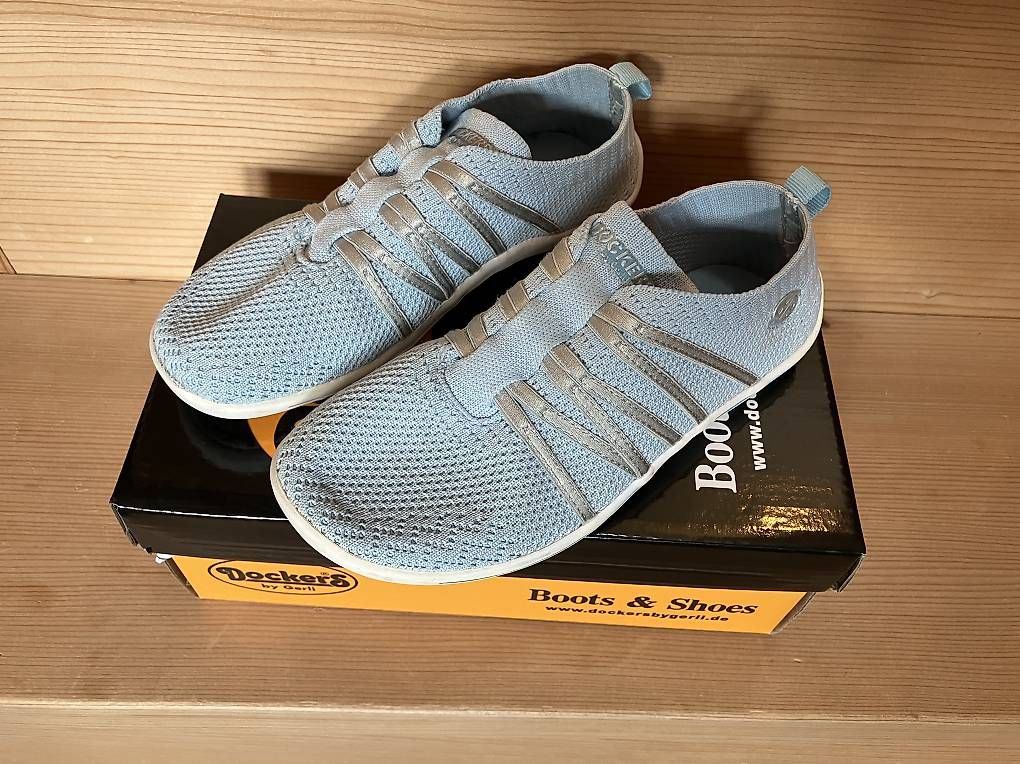 Scarpe per ragazzi: Dockers Turnschuhe Gr.34 – Usato da Brunnadern venduto da Bumlebee