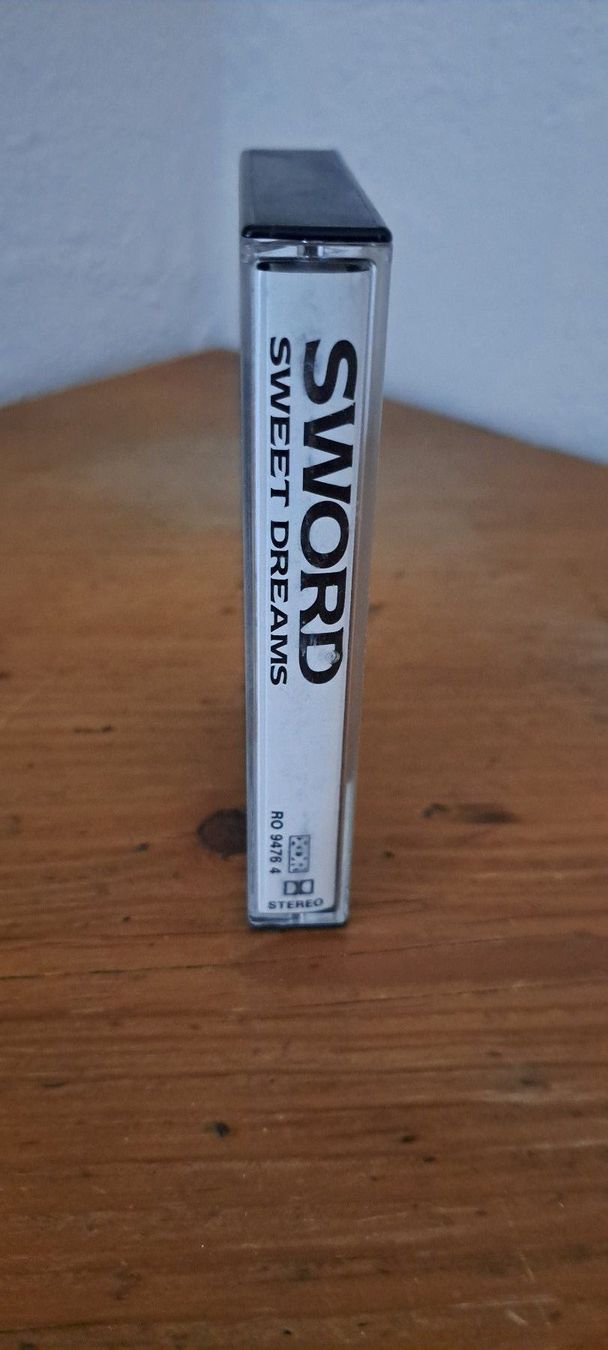 Musicassette: Kassette - SWORD - Sweet Dreams – Usato da Oberdorf SO venduto da Seventy_One 1
