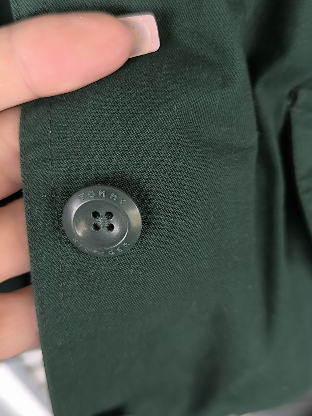 Tommy Hilfiger Jacken: Jacke Tommy Hilfiger  – Neu (gemäss Beschreibung) aus Oftringen von Lejaleja 7