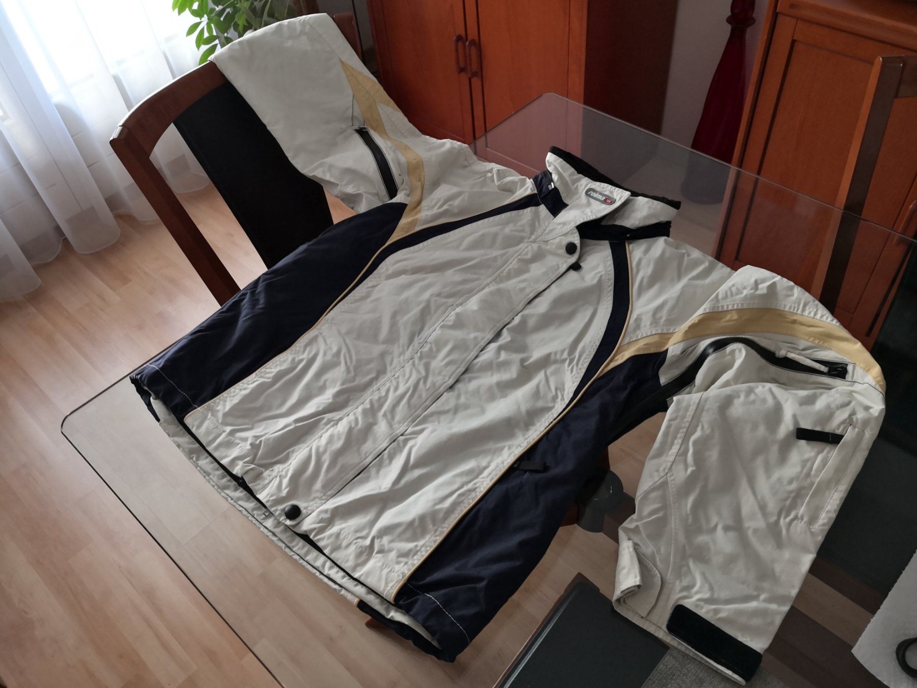 Reima Giacche: Schöne Jacke von REIMA, Grösse 40 – Nuovo (secondo la descrizione) da Zuzwil SG venduto da alsacia 1