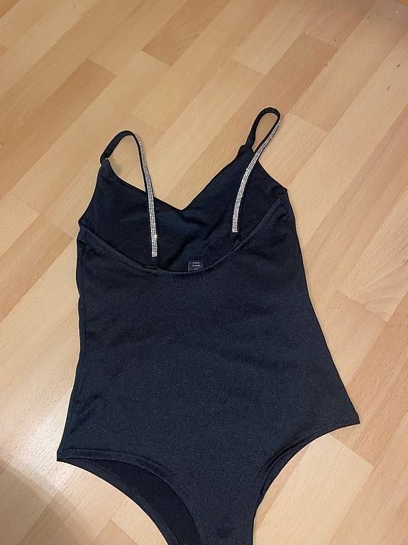 Altra biancheria intima: Schwarzer Body mit Strass Träger XS – Usato da Thun venduto da tat_wg9t 1