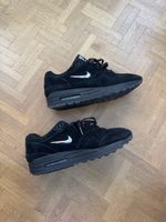 Baskets Nike Air Max noires modèle utilisé