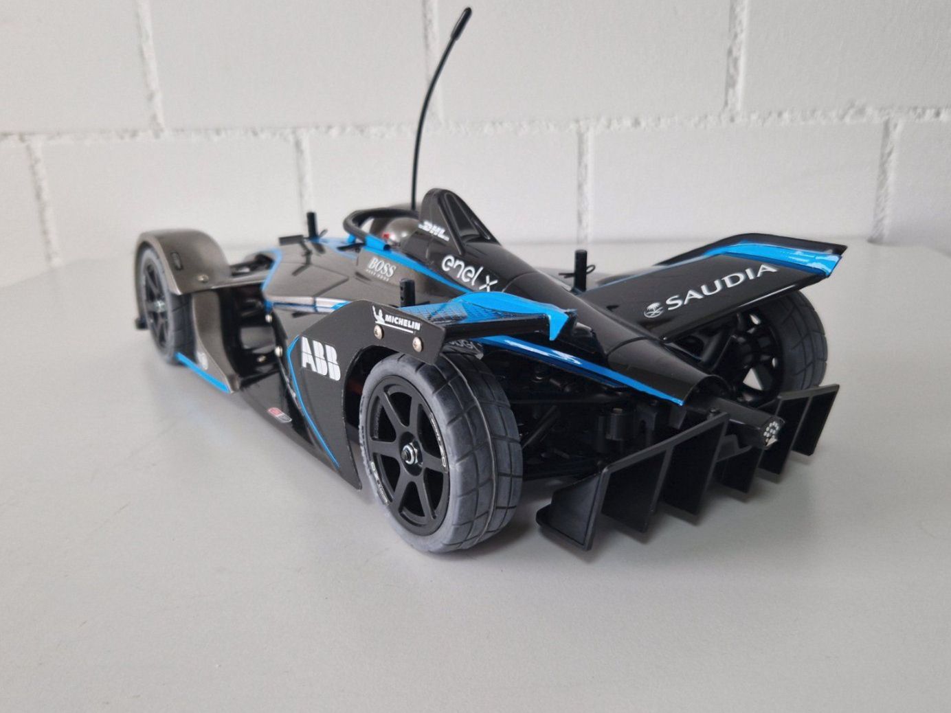 Tamiya RC Modellbau: Tamiya FORMULA E GEN2 4WD – Neu (gemäss Beschreibung) aus Elsau von sato83 2