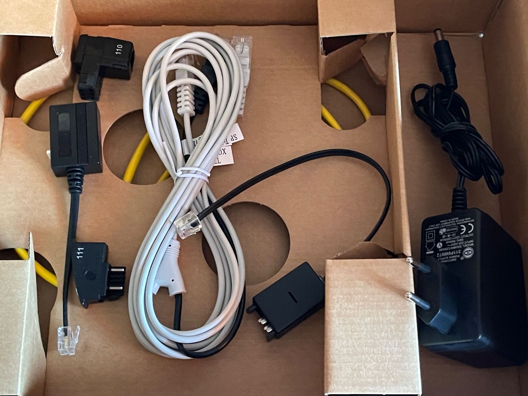 Fritz Modems & Router: Fritz Box 7390 Router, ab Fr. 1.-- – Gebraucht aus Rafz von stg101 5