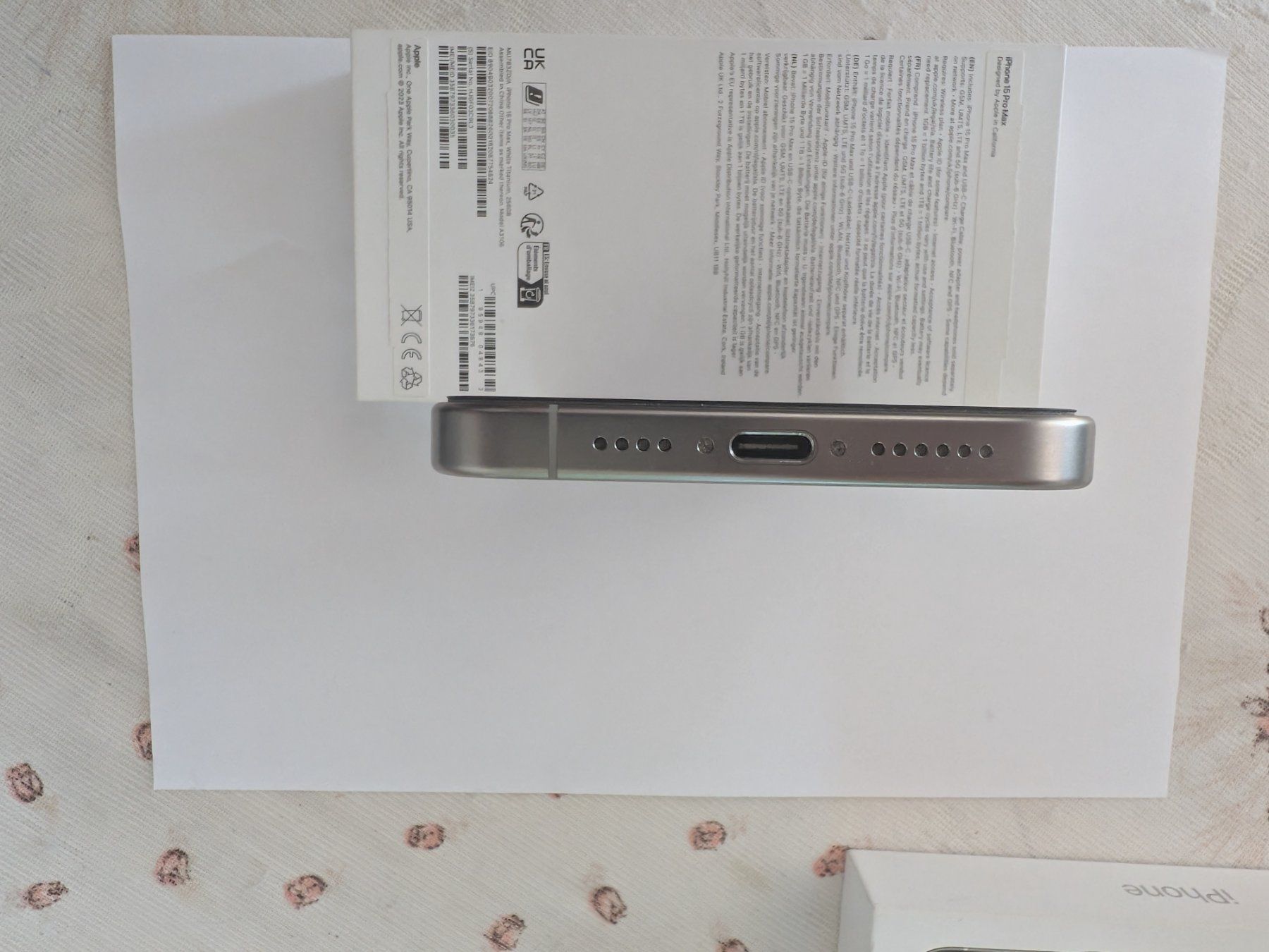 Apple Telefoni cellulari / Smartphones: Iphone 15 pro max 256 GB, blanc titane, comme neuf – Nuovo (secondo la descrizione) da vevey venduto da nicbu 5