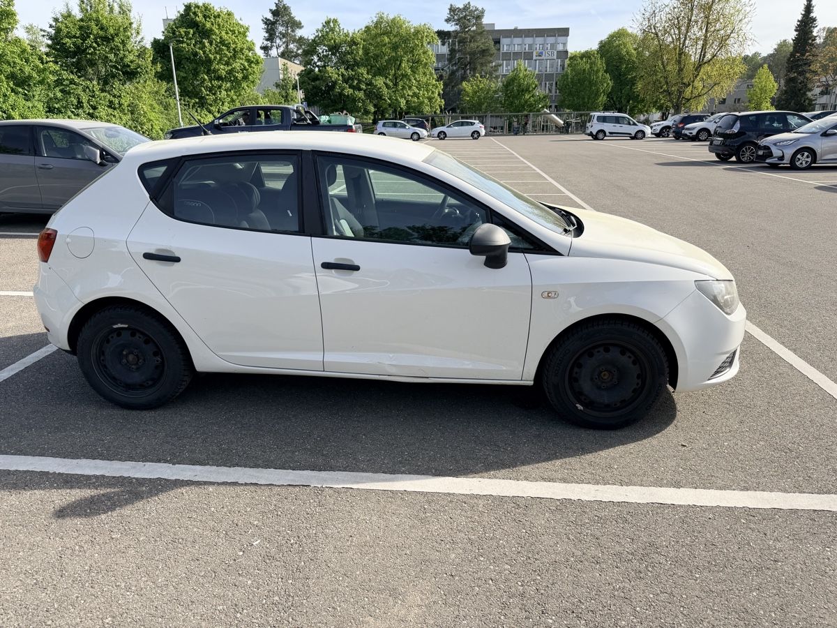 Seat Automobili: Seat Ibiza 1.2 – Usato da Reinach BL venduto da Michael- 3