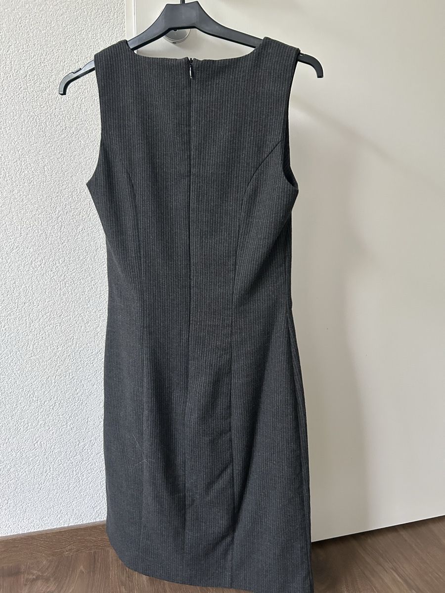 Orsay Vestiti: Robe Orsay gris à rayures, taille 36, bon état – Usato da Bôle venduto da sev_n85b 2