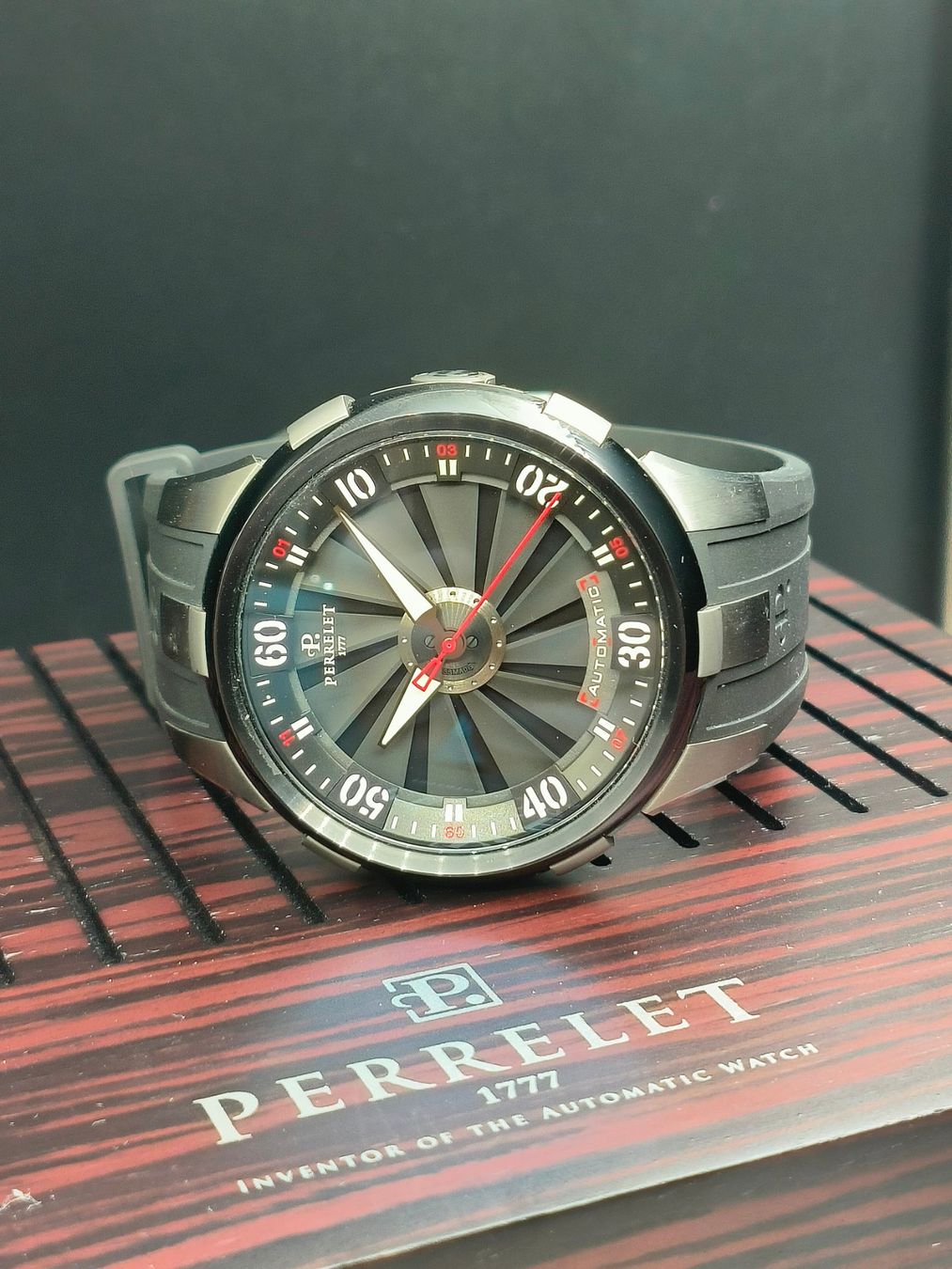 Perrelet Uhren: Perrelet – Gebraucht aus La Chaux-de-Fonds von curtitswisswatches 2