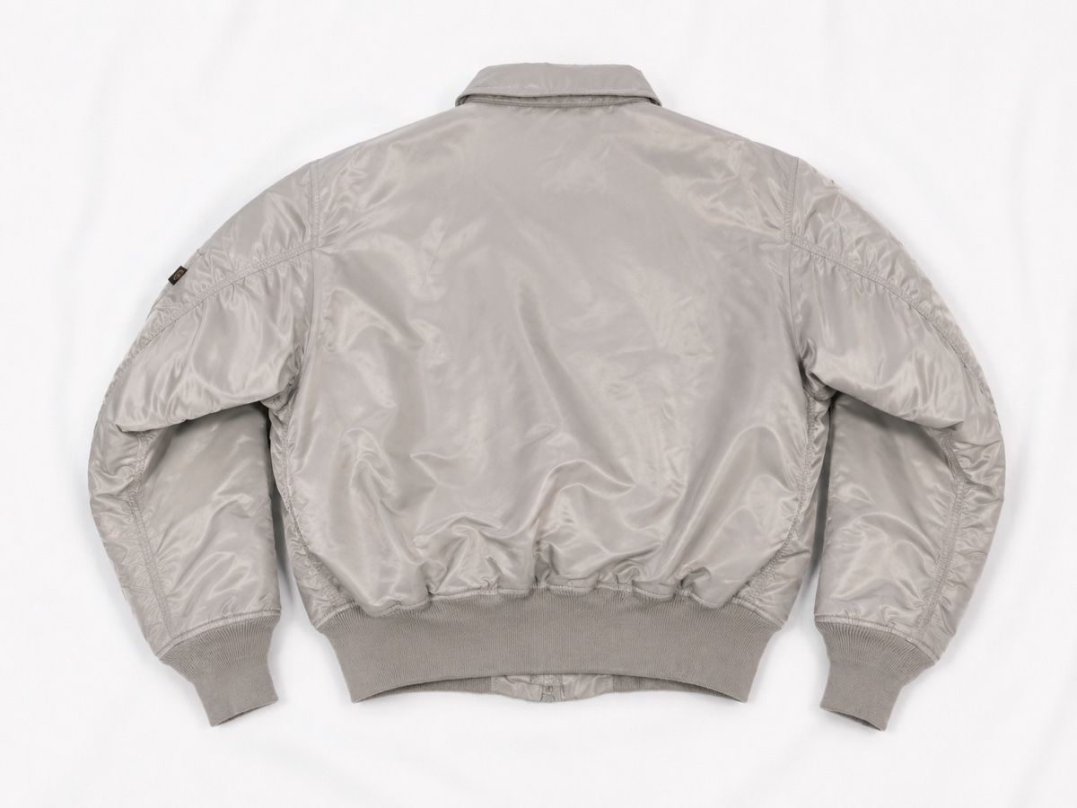 Alpha Industries Giacche: Alpha industries – Nuovo (secondo la descrizione) da Thalwil venduto da SlavStore 1
