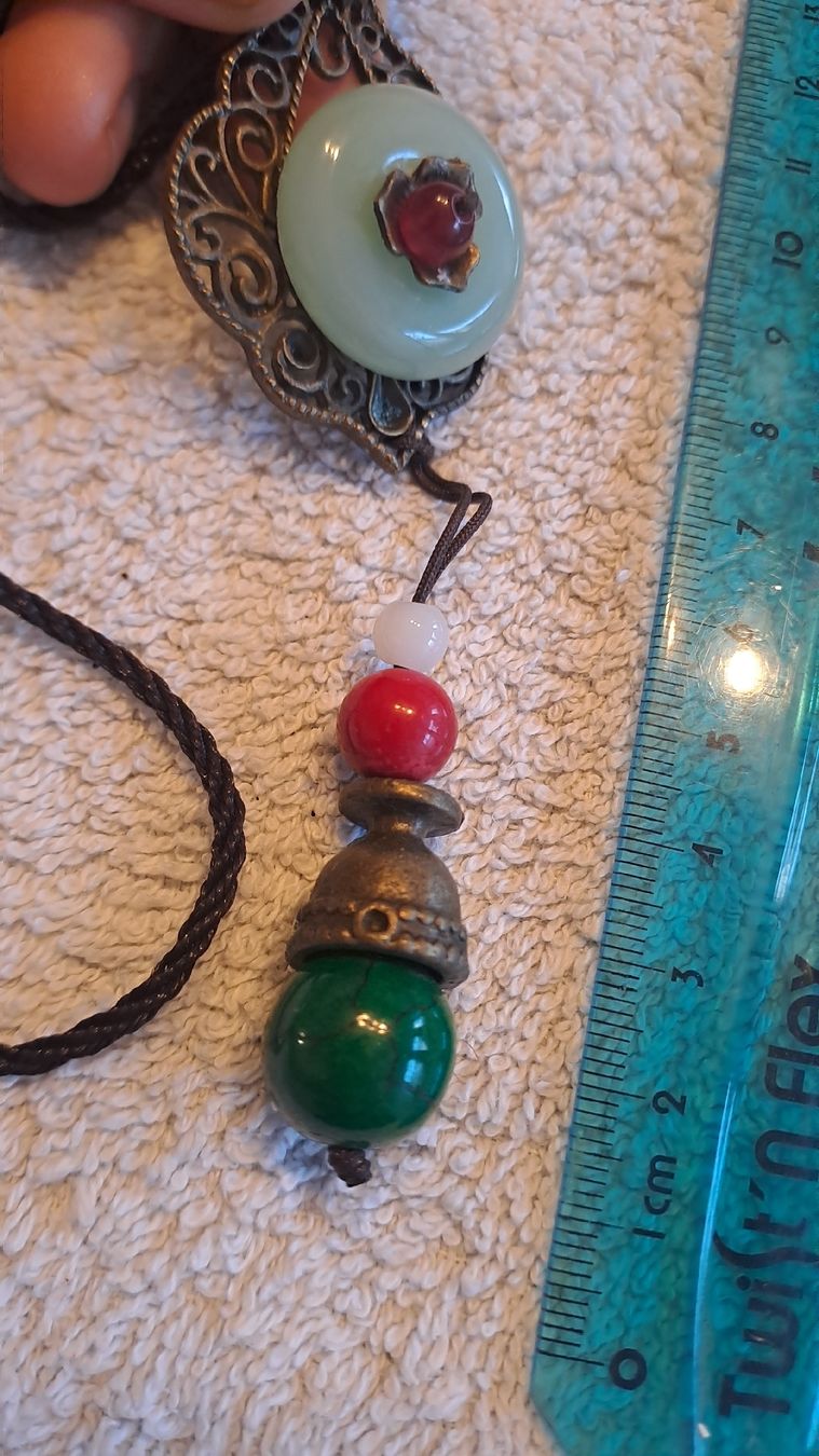 Catenine: collier  longue  pierres naturelles  jade – Usato da Bernex venduto da Dariafr 2