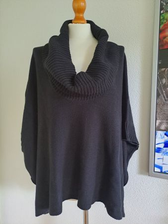 Strick-Cape schwarz