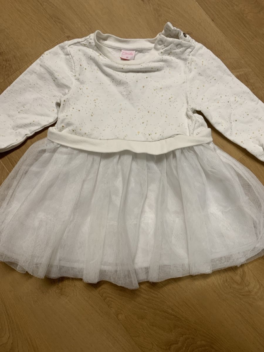 Vestiti & Gonne: Süsses Mädchen Kleid mit Tüllrock, Grösse 86 – Usato da Meilen venduto da Flockenwirbel