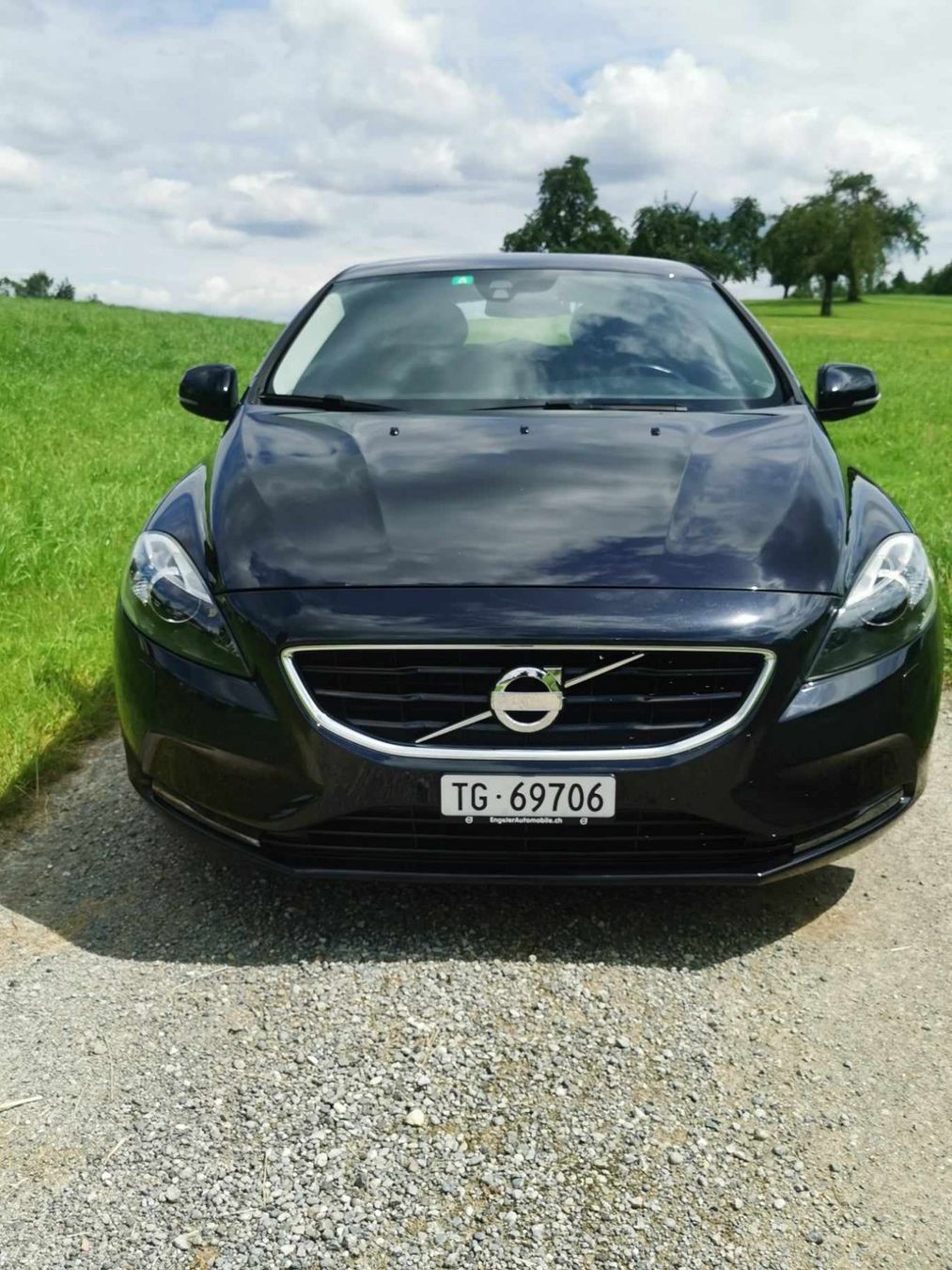 Volvo Automobili: Volvo v40 – Usato da Märstetten venduto da somer83