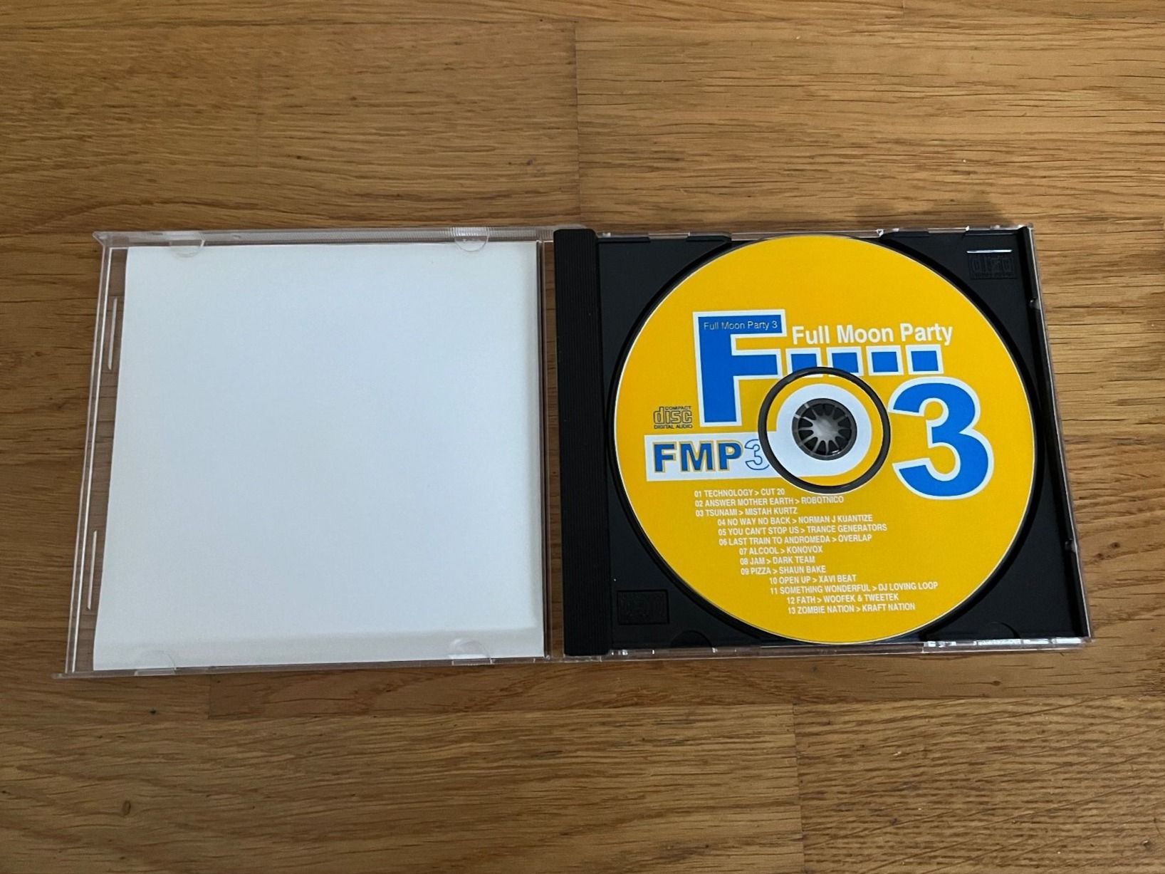 CD: CD "Full Moon Party Trance - Volume 3" – Usato da Grosswangen venduto da Vita500 2