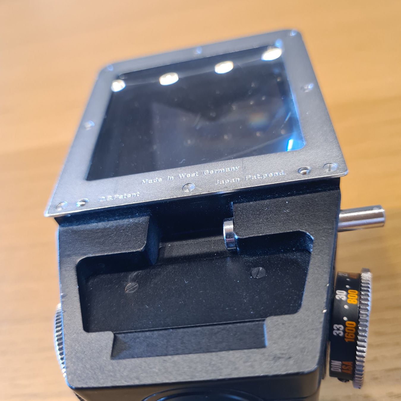 Hasselblad Fotocamera: Hasselblad TTL 52051 Prismensucher – Usato da Weinfelden venduto da jri_58lq 1