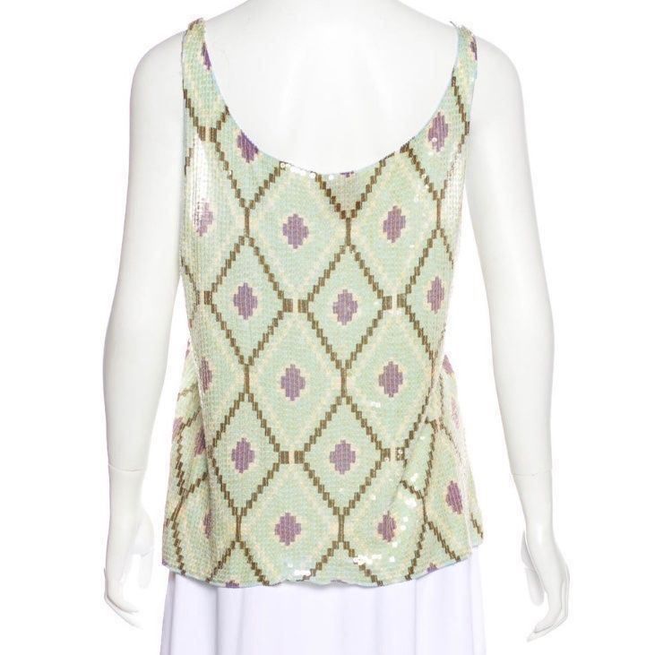 Top: Top à sequins Tory Burch – Usato da Dotzigen venduto da SecondHandGems 2