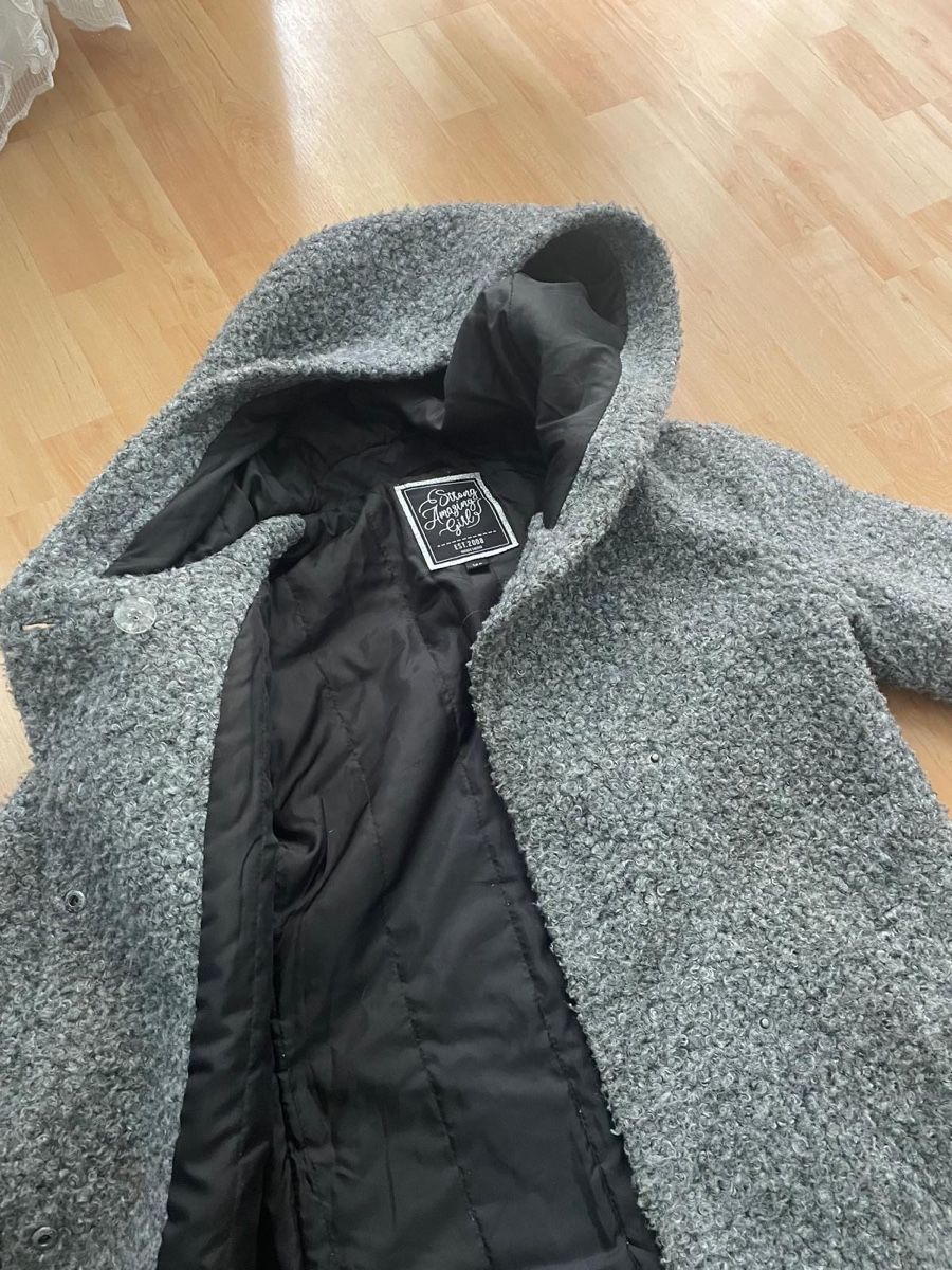 Giacche & Cappotti: Manteau enfant – Usato da Lausanne venduto da Michel_Ozcan 1