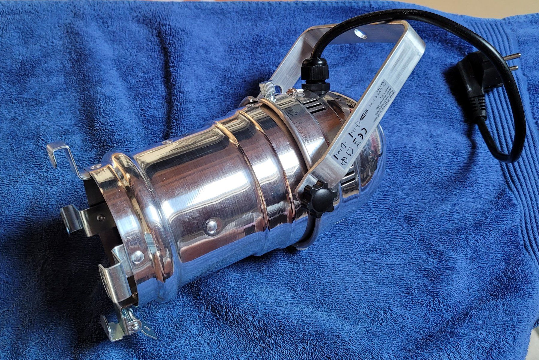 Showtec Lampade: 2 Halogenscheinwerfer – Nuovo e nell'imballaggio originale da Lufingen venduto da parabolica