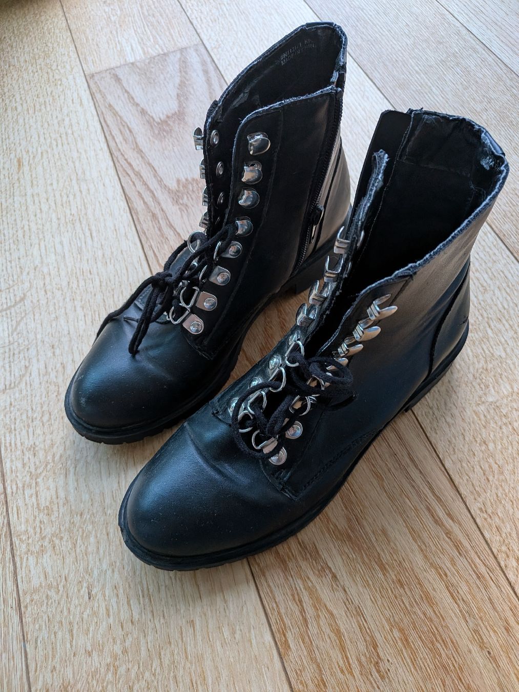 New Look Scarpe da donna: Faux Leder Boots Grösse 37 – Usato da Winterthur venduto da Prishy