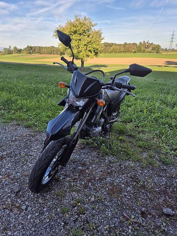 Kawasaki Enduro: Kawasaki D-Tracker – D'occasion à Wuppenau par RS1977 3