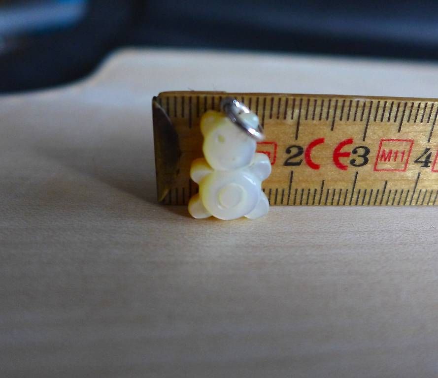 Ciondoli: Teddybär anhänger aus Perlmutt, 925er Silber – Nuovo e nell'imballaggio originale da Ebnat-Kappel venduto da Zearara 2