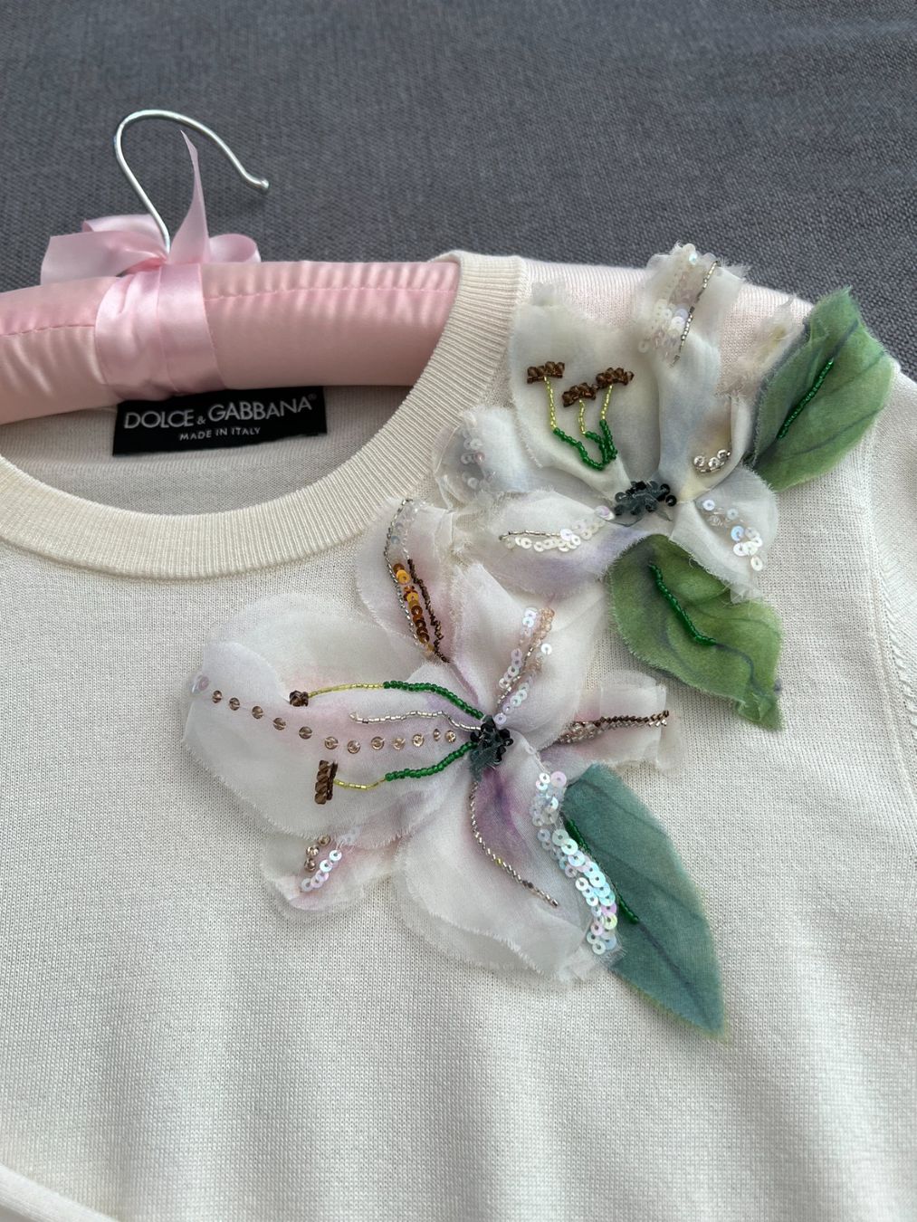 Dolce & Gabbana Maglioni & Felpe: Dolce & Gabbana Seidenpullover Lilien Gr. 36, IT 42 – Usato da Bergdietikon venduto da nonishop 3
