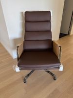 Eames Soft Pad Chair EA 222 & 223 Vitra