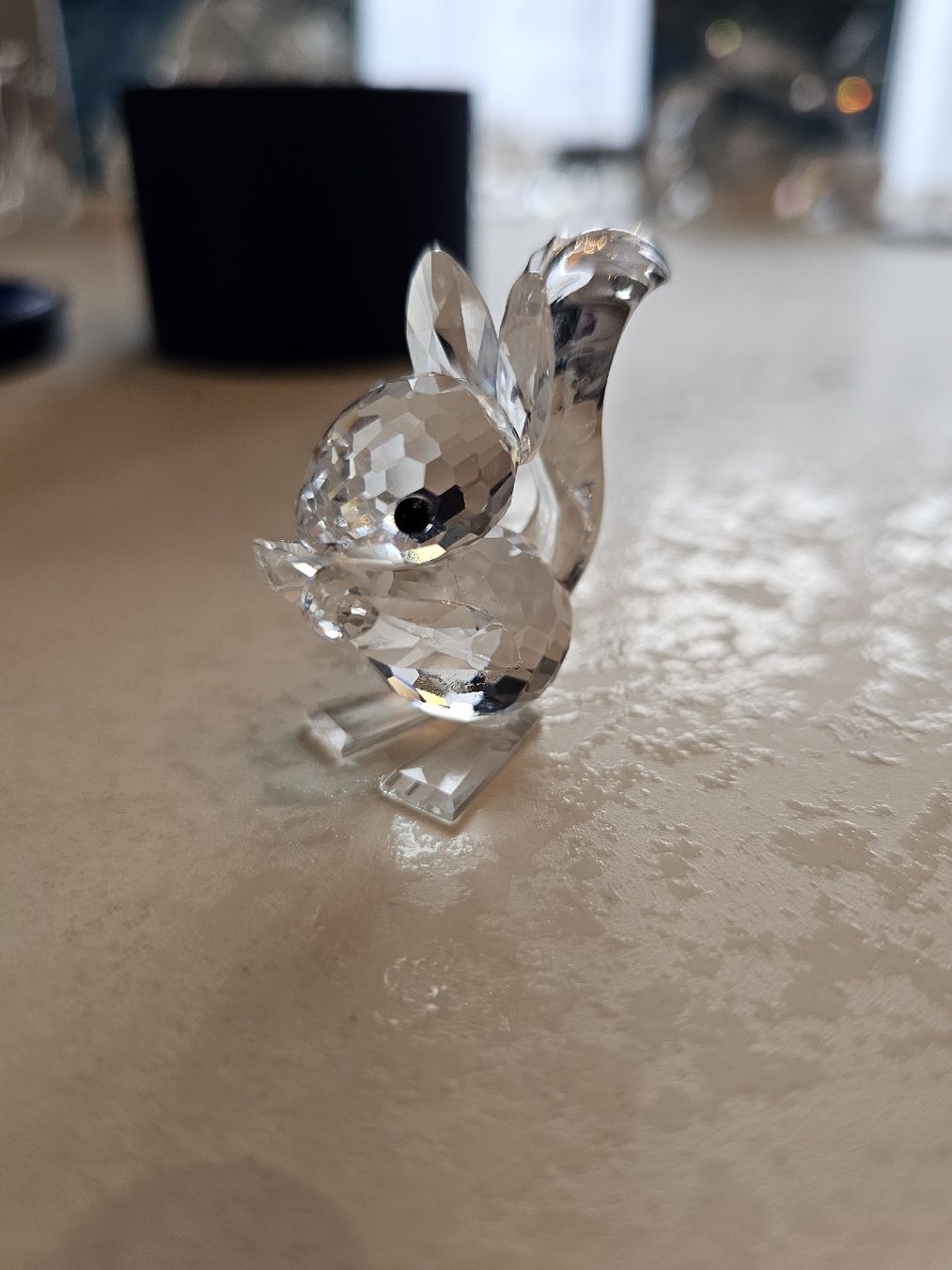 Swarovski Statuette: Swarovski Eichhörnchen 042 000 – Nuovo e nell'imballaggio originale da Roggwil BE venduto da val_cqv7