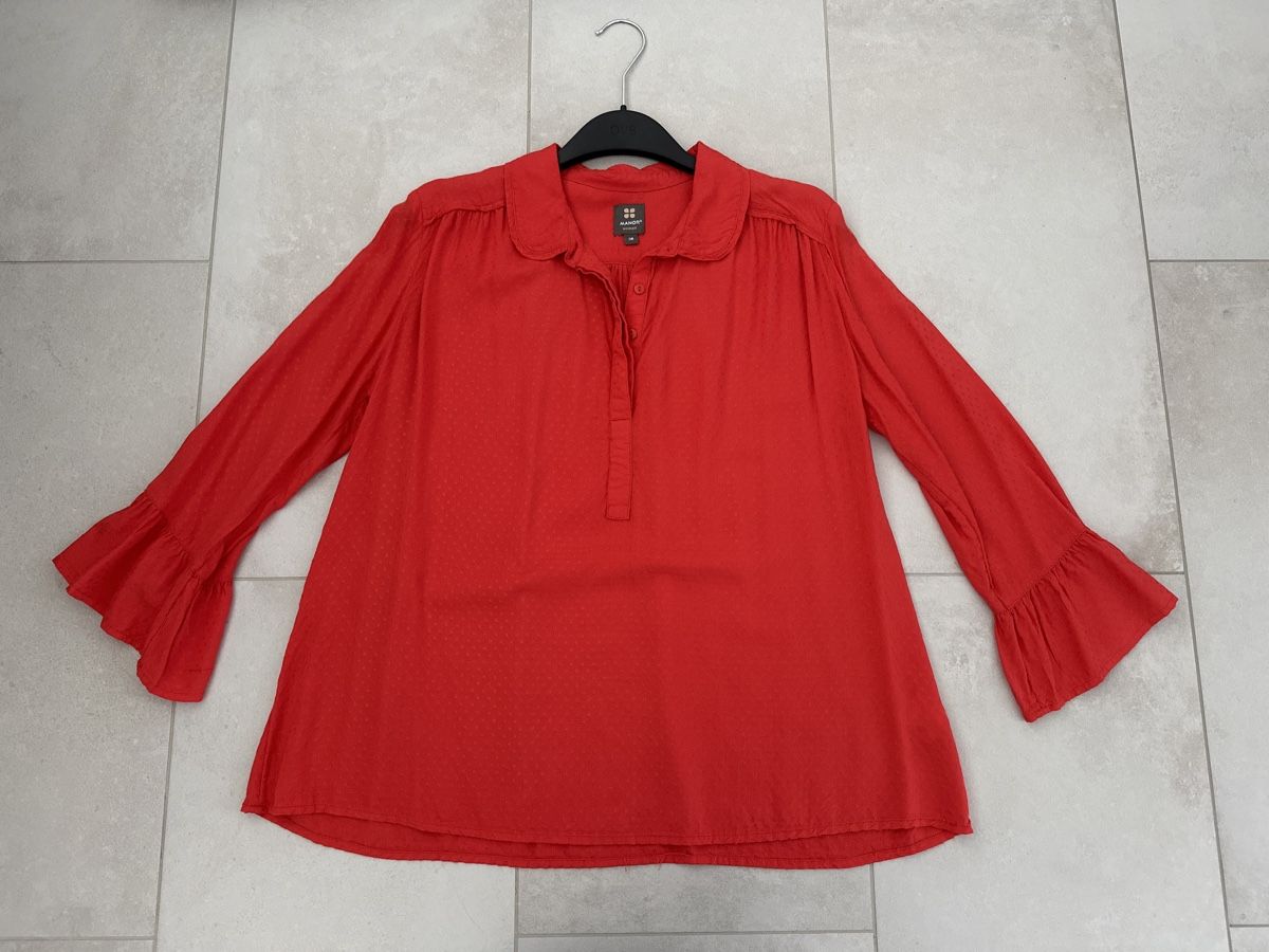 Camicette: Damen Bluse rot von Manor – Usato da Zug venduto da Hehe
