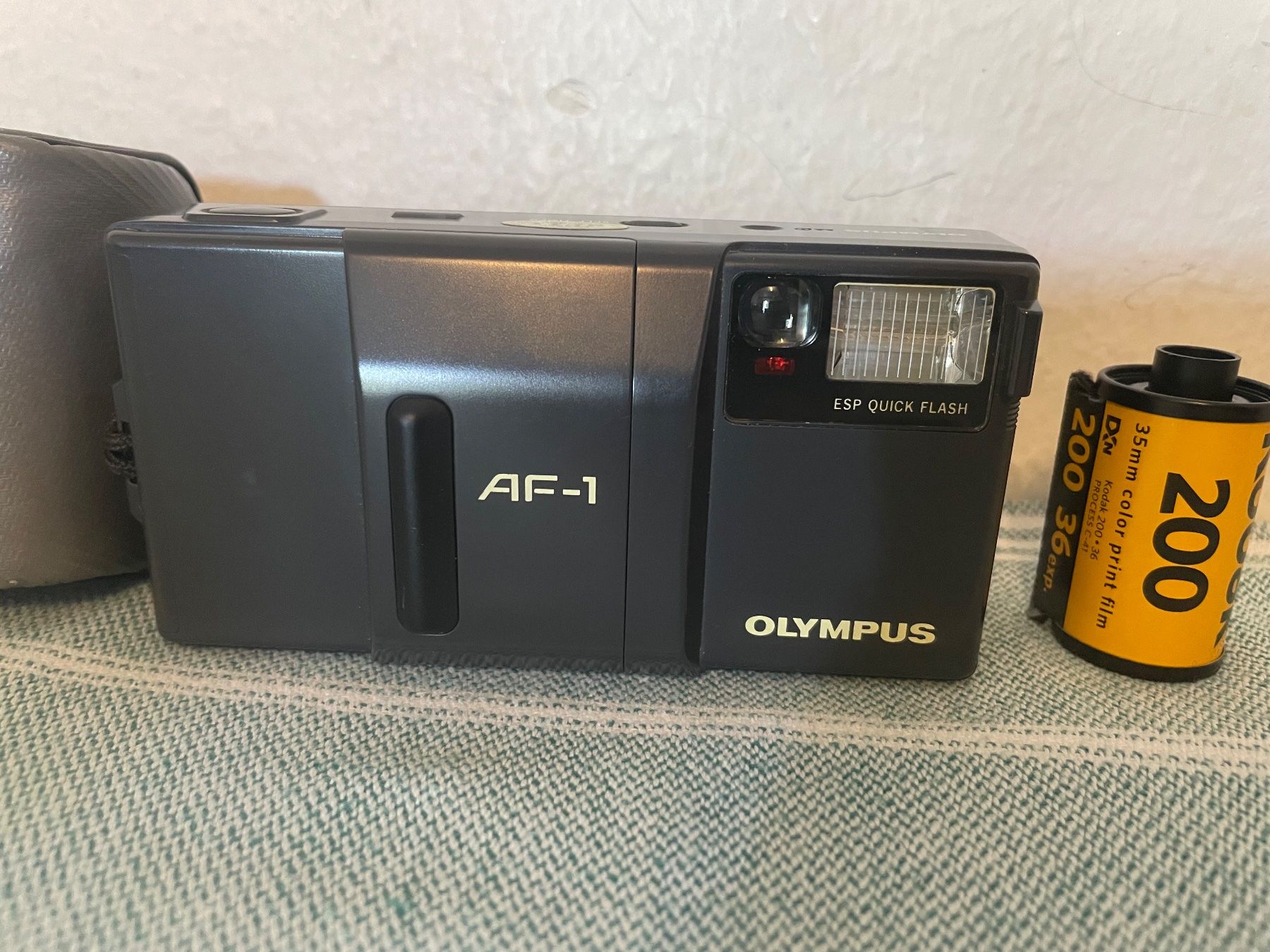 Olympus Fotocamera: Olympus AF-1 Kompakt Kamera – Usato da Zürich venduto da beli_30 2