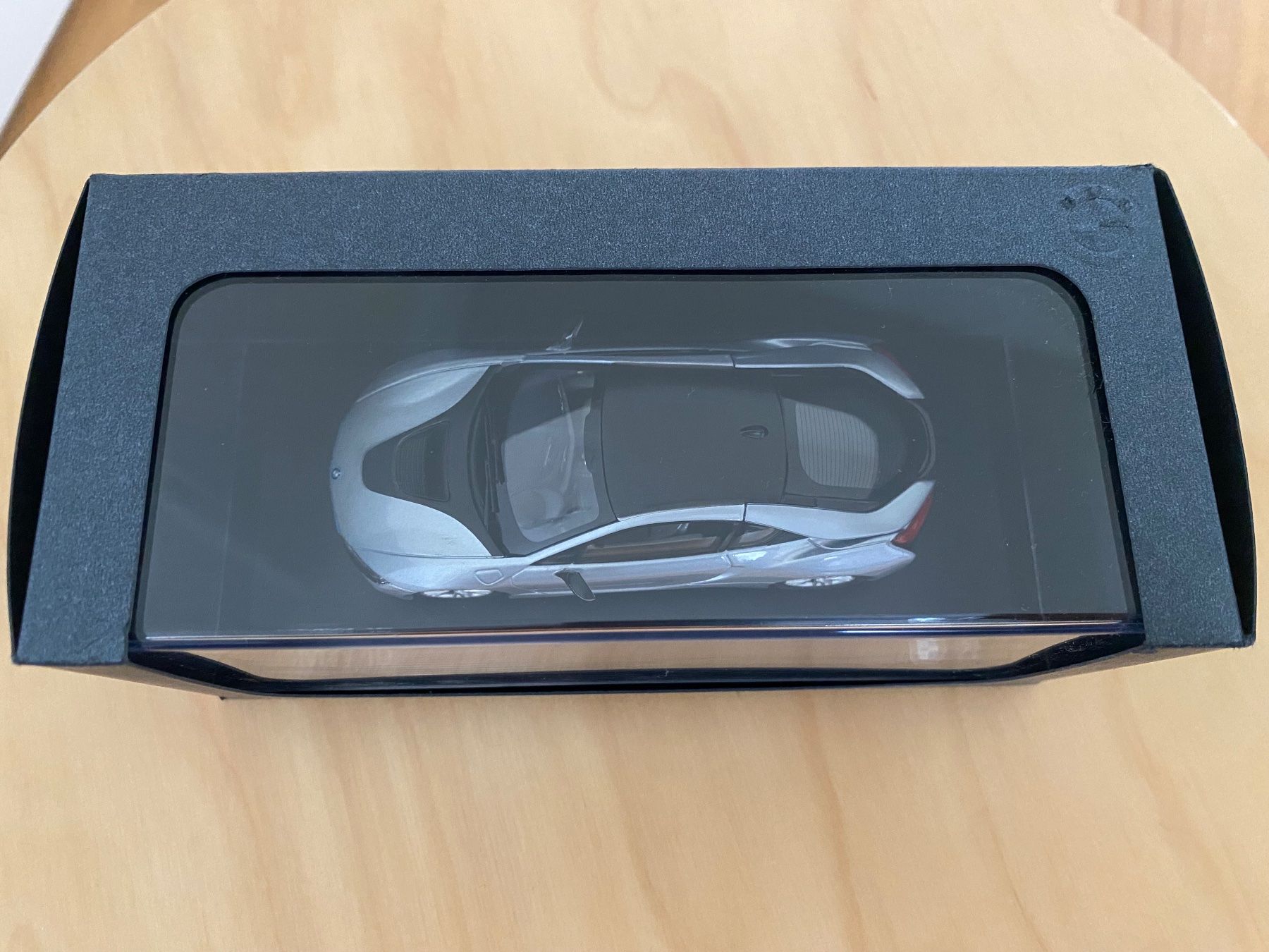 BMW Modellautos: BMW i8 Modellauto 1:43 (Neu!) – Neu und originalverpackt aus Unterseen von ice_wc8z 5