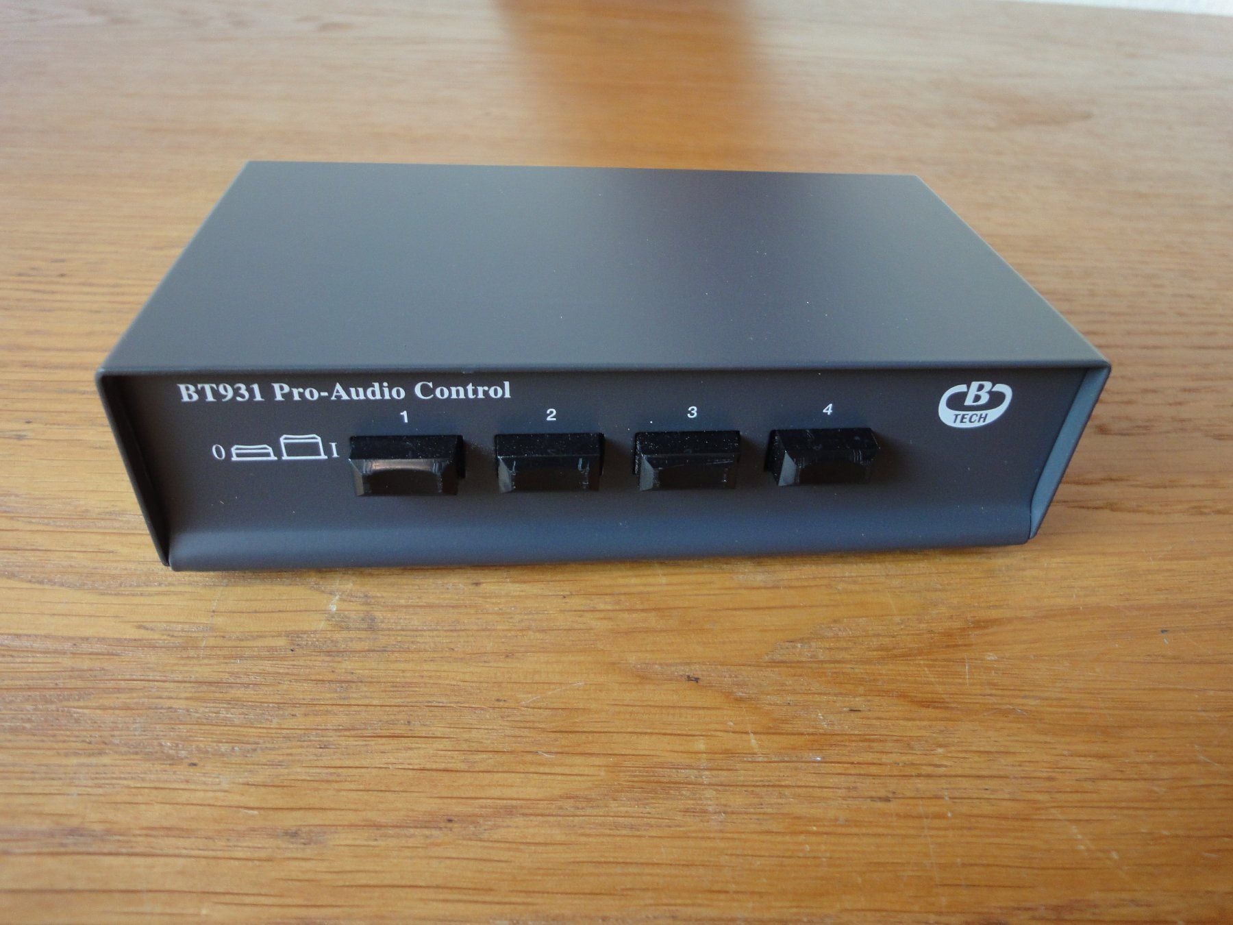Revox Verstärker: B-Tech BT931 Pro-Audio Control Switch Neu, Revox Erweiterung – Neu (gemäss Beschreibung) aus Basel von Rc89