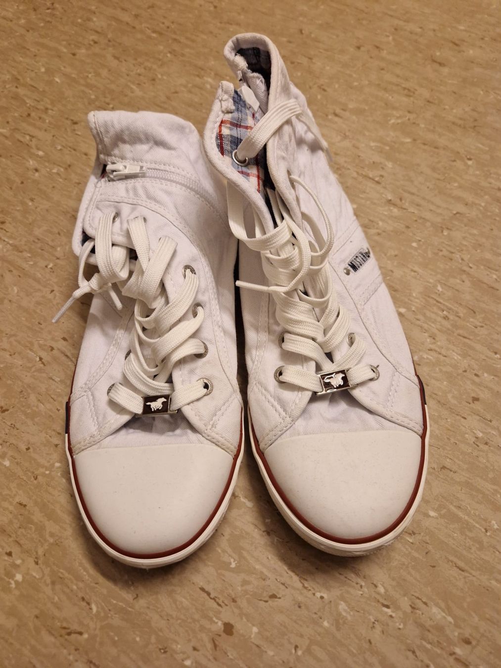 Mustang Scarpe da donna: Mustang mid cut sneakers – Usato da dietikon venduto da kar_l26c 1